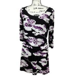 BCBGMaxazria Half Sleeve Pullover Dress Size M